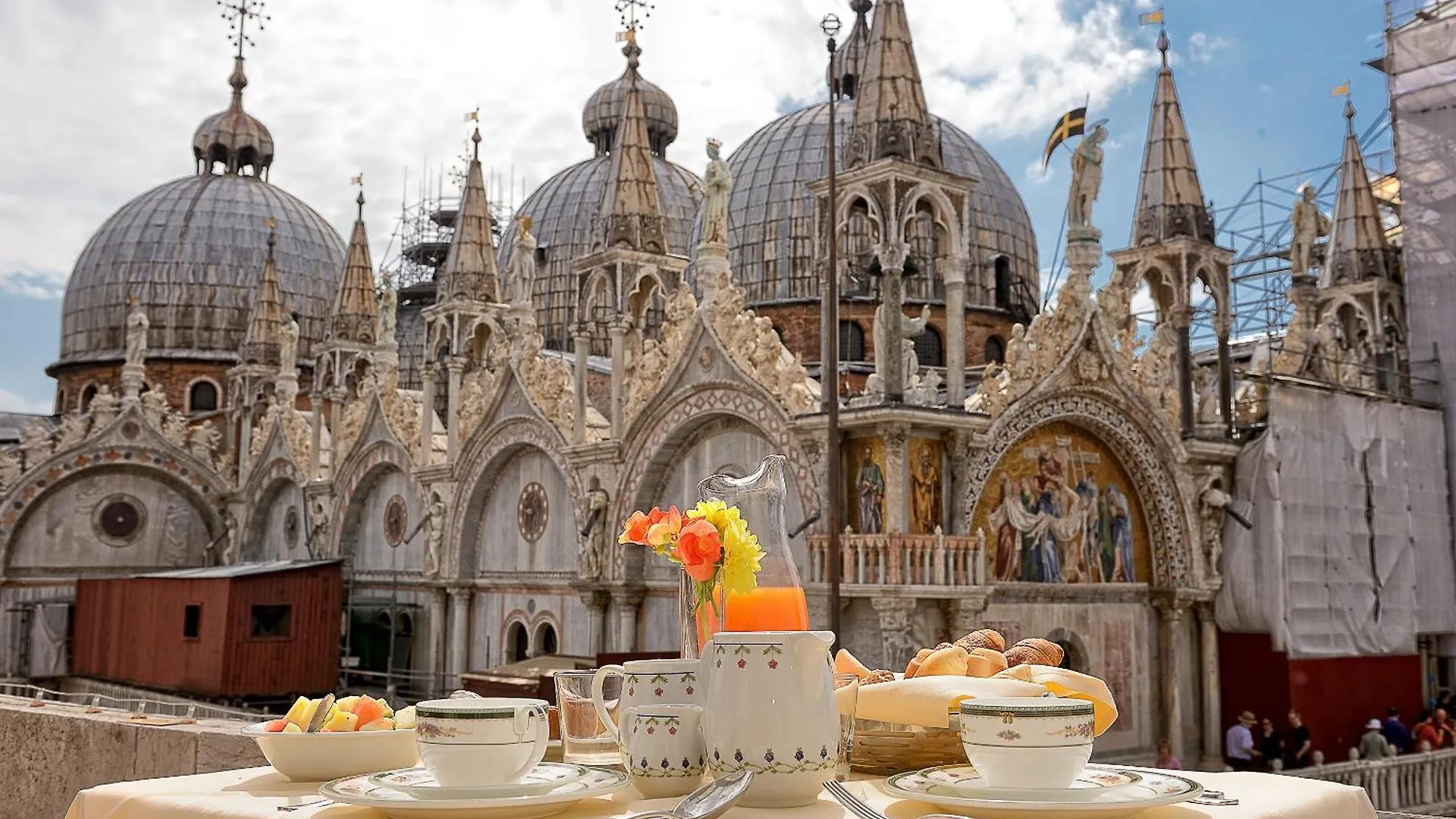Canaletto Luxury Suites - San Marco Luxury location