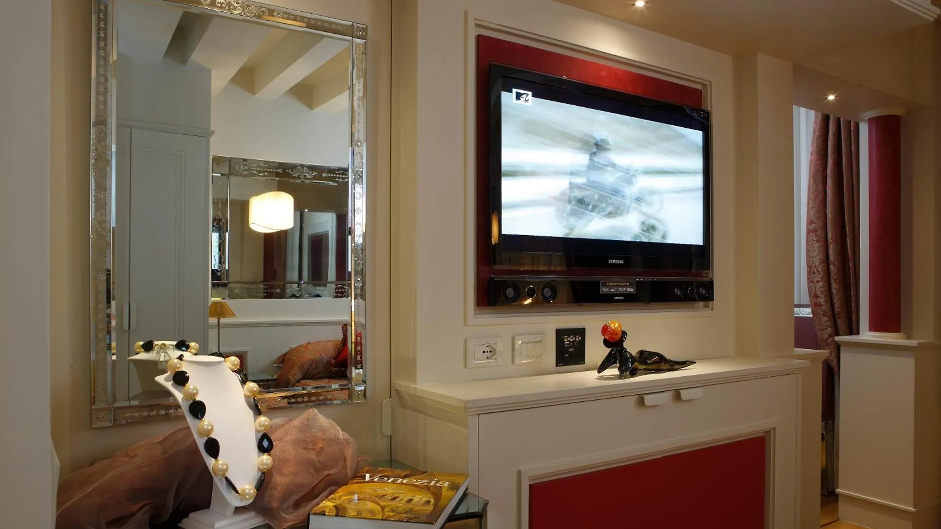 Canaletto Luxury Suites - San Marco Luxury Venice 4*,  Italy